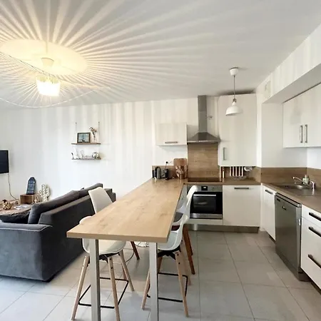 Cocon Sur La Apartman